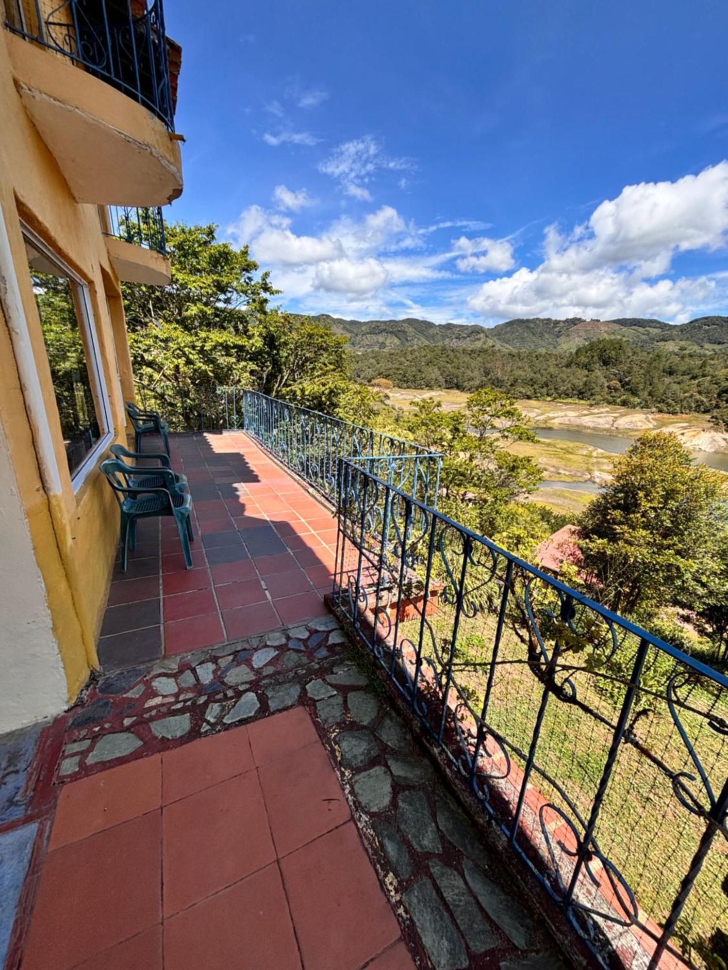 Casa Encuentro Ecolodge, Outdoor Gym And Yoga Guatapé Екстериор снимка